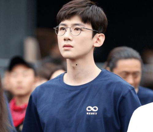 白敬亭圈内人爆料是哪一期,揭秘哪一期引发热议  第1张